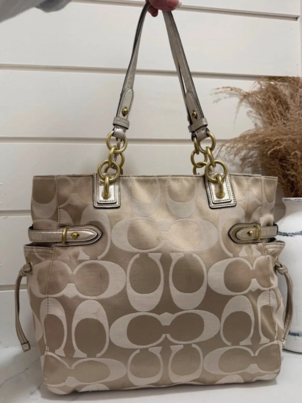 Vintage Coach Signature Op Art Tote – Champagne & Gold